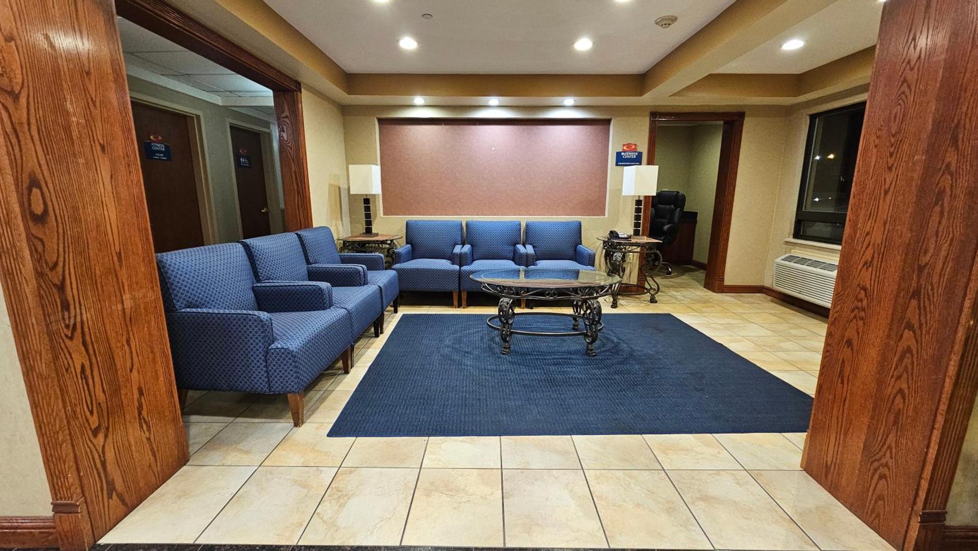 Econo Lodge Woodbridge Iselin Eksteriør billede