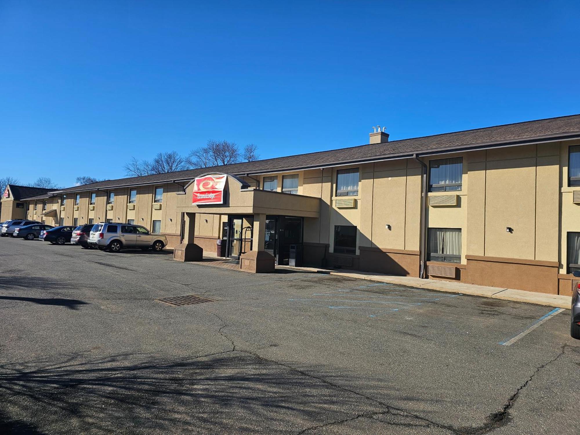 Econo Lodge Woodbridge Iselin Eksteriør billede
